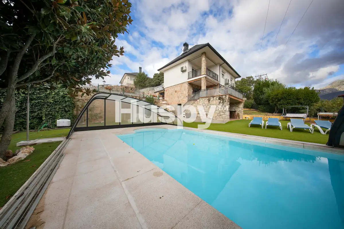 Detached house with terrace for sale in Calle el Ejido