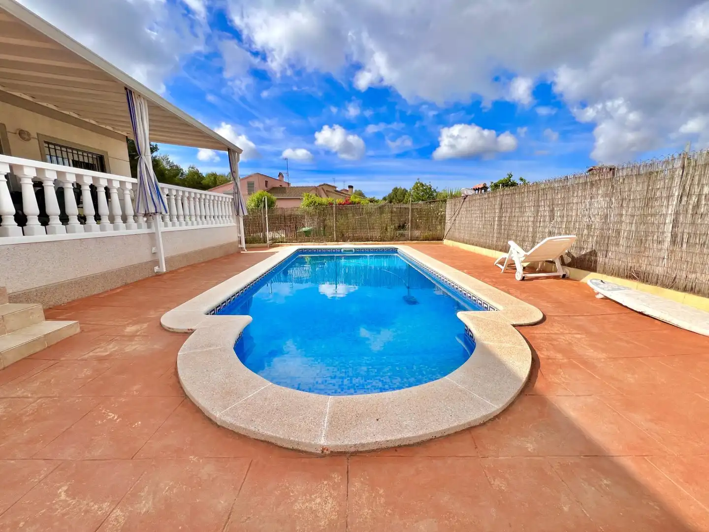 Piscina de Casa o chalet en venta en Calafell con Aire acondicionado, Calefacción y Jardín privado