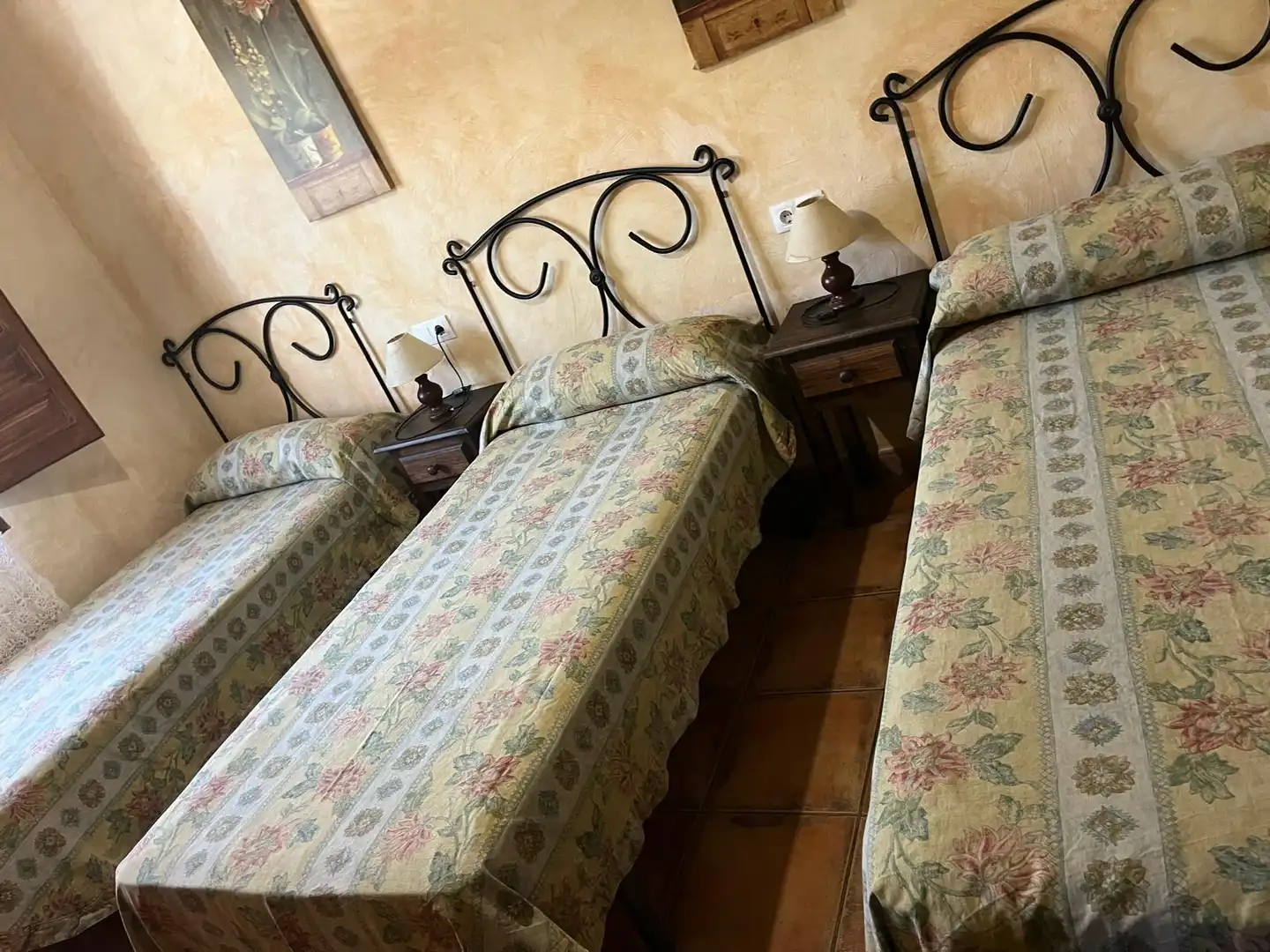 Dormitori de Finca rústica de lloguer en Sedella amb Aire condicionat, Jardí privat i Traster