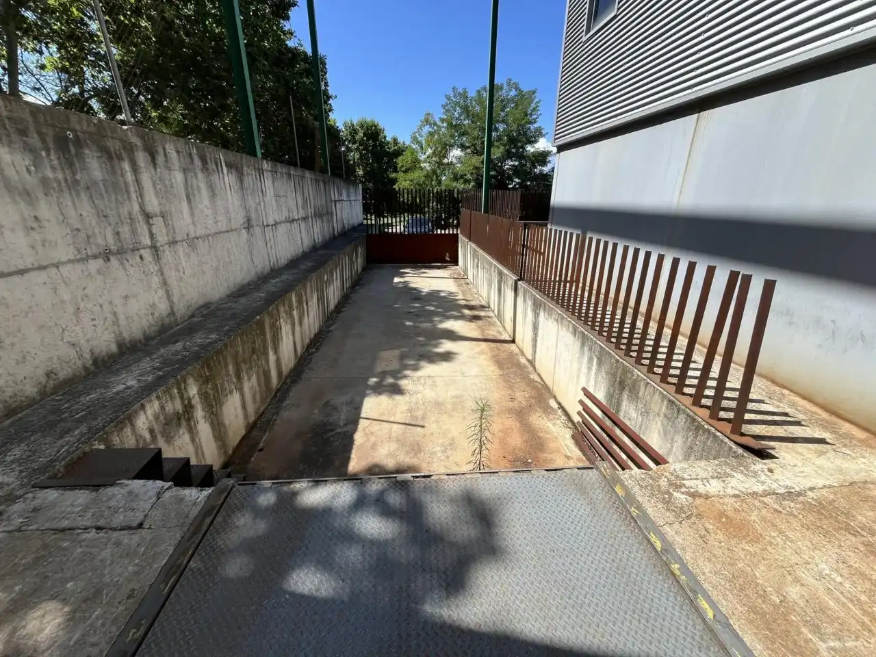 Parking de Nave industrial en venta en Manlleu con Alarma