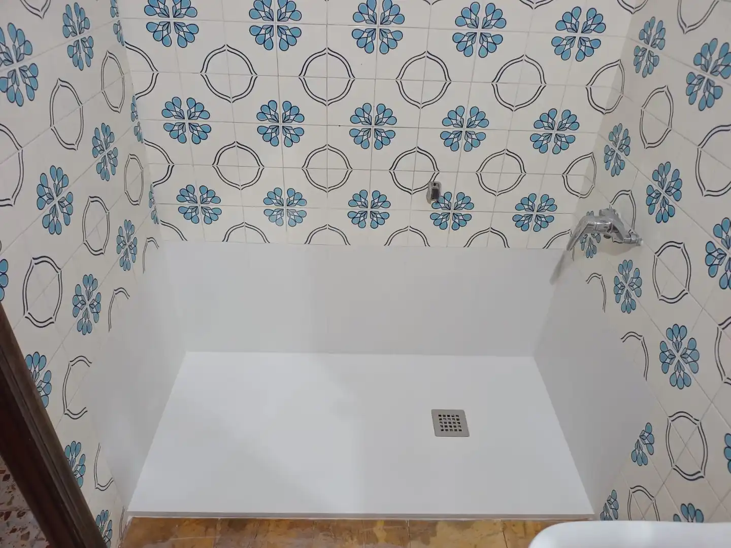 Bathroom of Flat for rent in Elche / Elx  with Furnished and Balcony