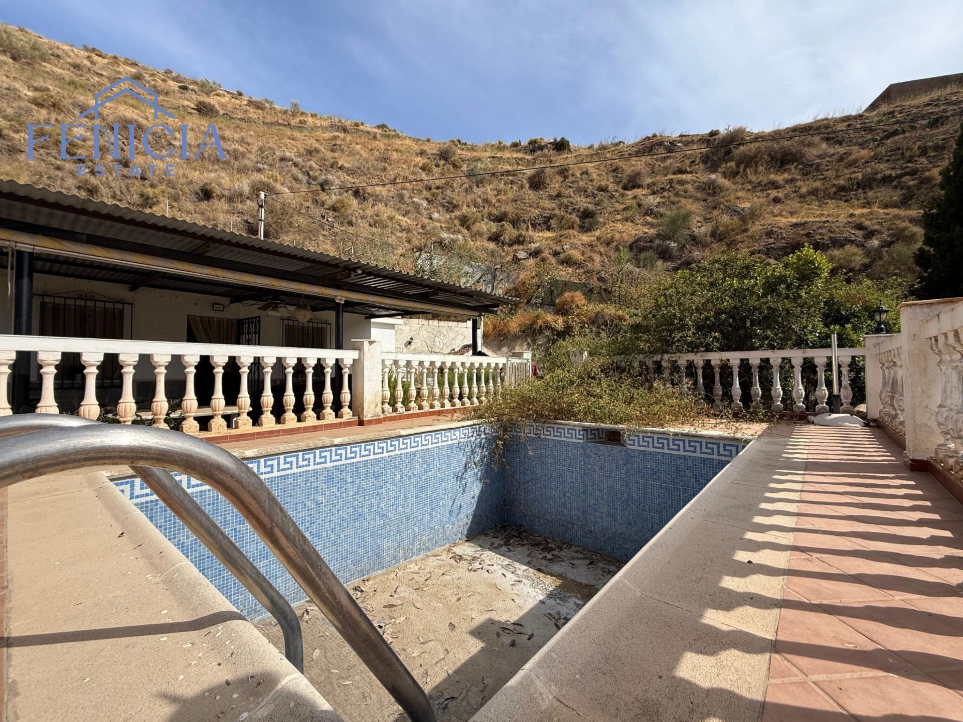 Piscina de Finca rústica en venda en Almuñécar amb Jardí privat, Terrassa i Traster