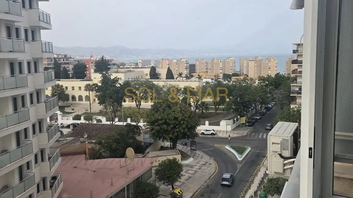 Außenansicht von Wohnung zum Verkauf in Torremolinos mit Heizung, Terrasse und Gemeinschaftspool