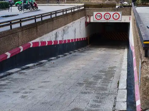 Parking de Garaje en venta en Madrid