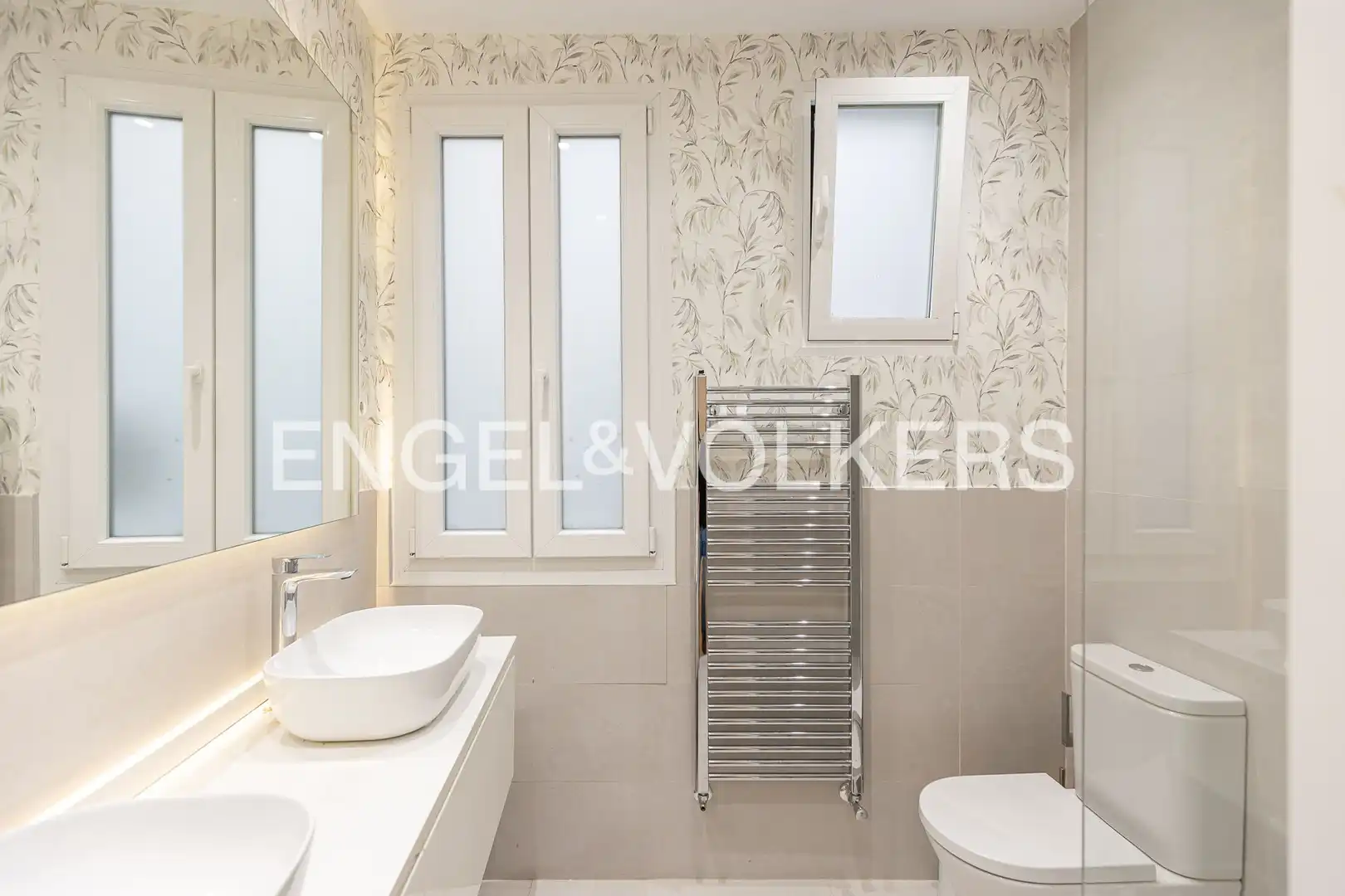 Bathroom of Flat for rent in Madrid  with Air Conditioner, Heating and Storage room