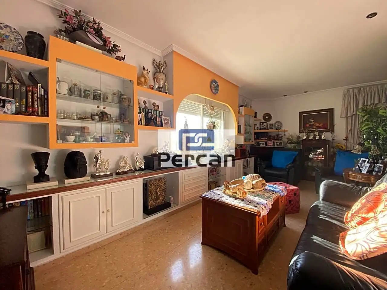Sala de estar de Finca rústica en venta en El Campello con Jardín privado, Terraza y Trastero