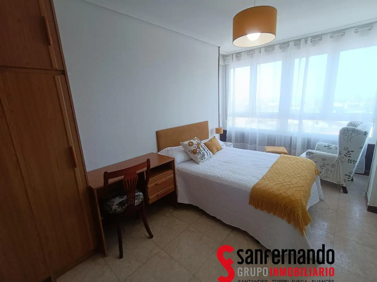Habitación de Piso de alquiler en Santander con Calefacción y Amueblado