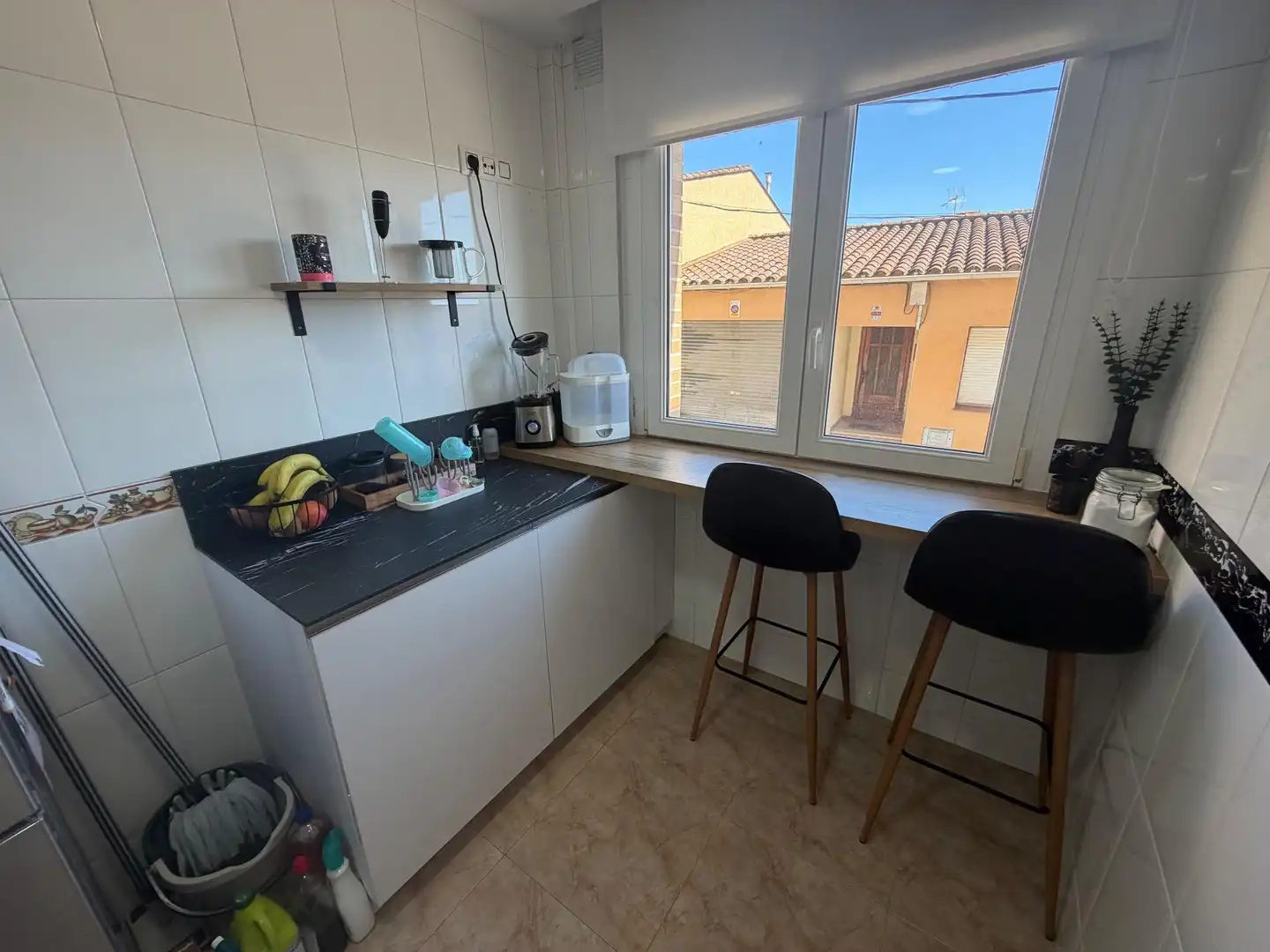 Cocina de Planta baja en venta en Llagostera con Calefacción, Terraza y Trastero