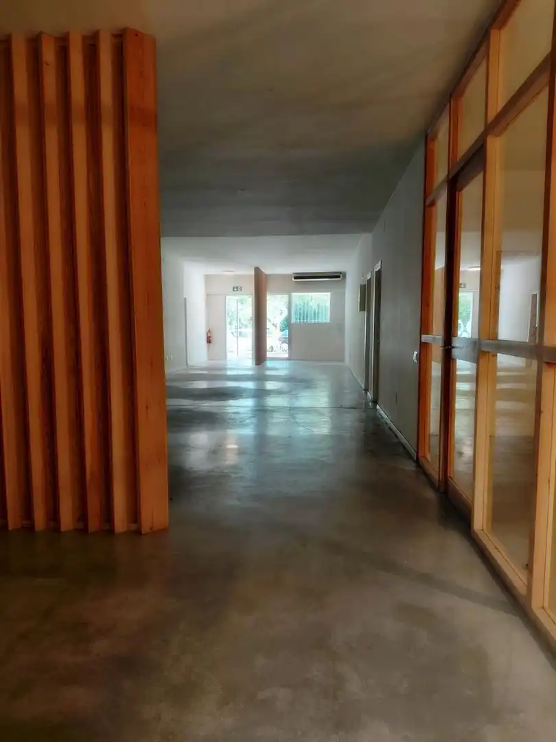Local comercial de lloguer a Can Bassa