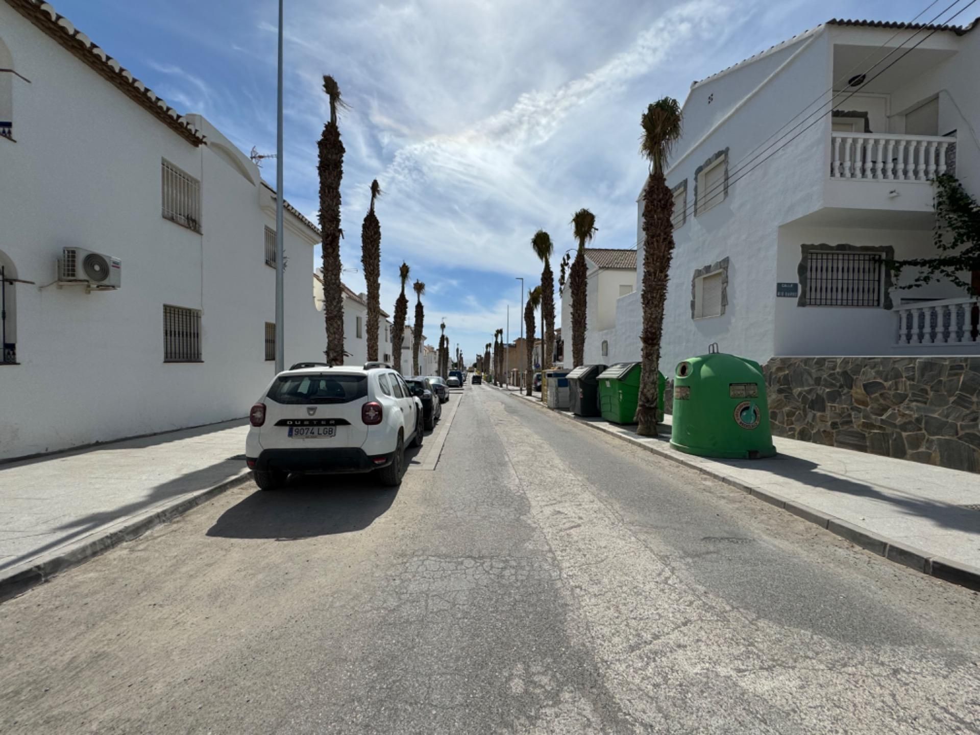 Vista exterior de Casa o xalet en venda en Balanegra amb Jardí privat, Terrassa i Traster