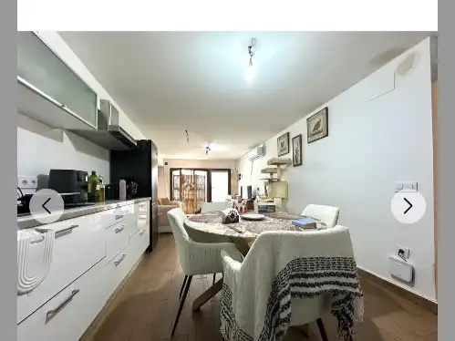 Commercial properties for sale in El Puerto de Santa María  with Air Conditioner, Heating and Internet