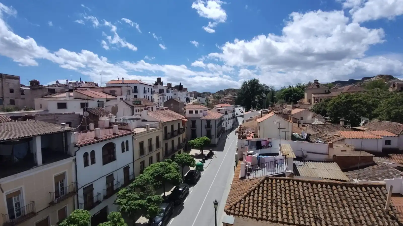 Außenansicht von Wohnungen zum Verkauf in Guadix mit Terrasse und Abstellraum