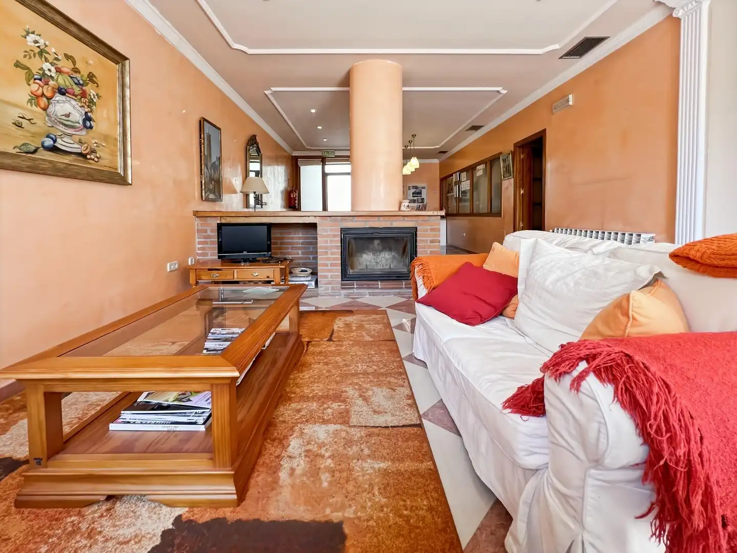 Living room of Country homes for sale in Buitrago del Lozoya  with Air Conditioner and Alarm