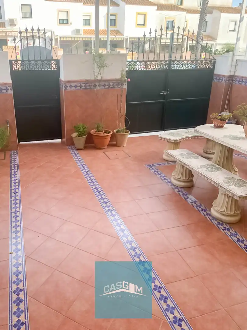 Terrassa de Casa adosada en venda en Aljaraque amb Aire condicionat, Terrassa i Forn