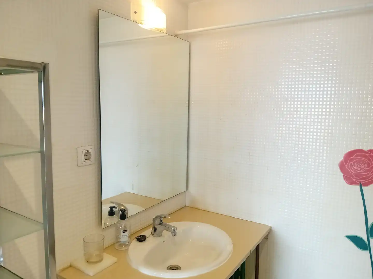 Baño de Piso en venta en Girona con Calefacción, Terraza y Internet