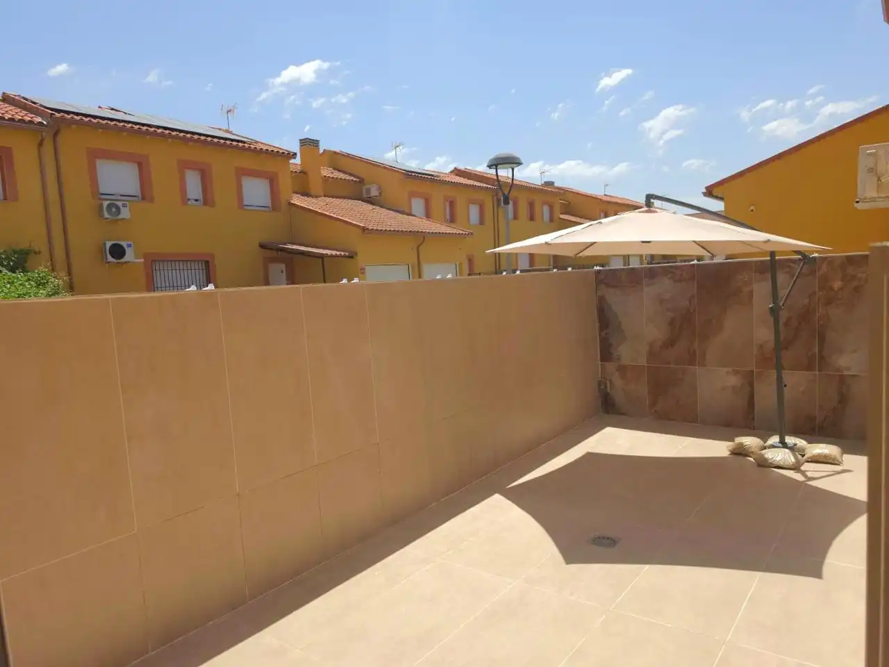 Terrassa de Casa adosada en venda en Magán amb Calefacció, Parquet i Terrassa