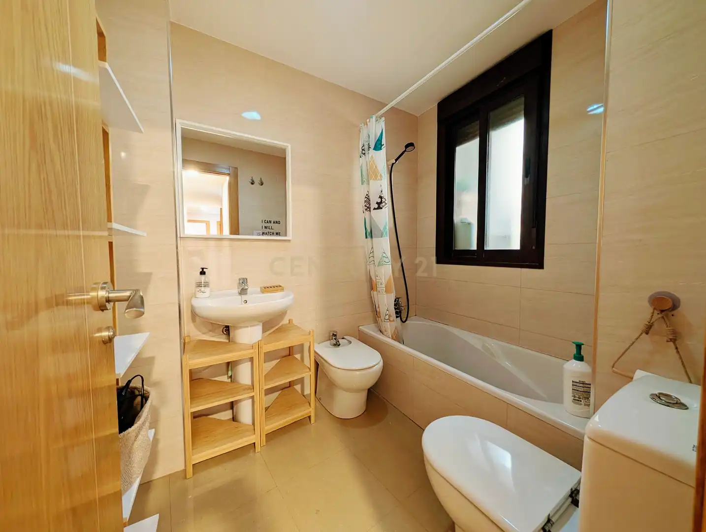 Baño de Piso en venta en Berja con Aire acondicionado