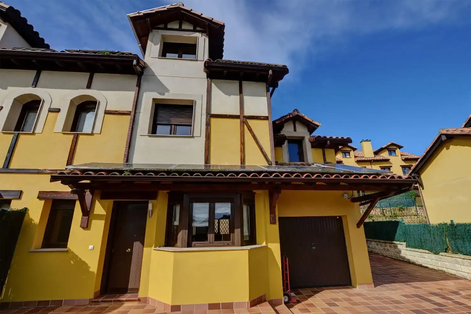 Vista exterior de Casa o chalet en venta en Castrillón con Aire acondicionado, Calefacción y Trastero