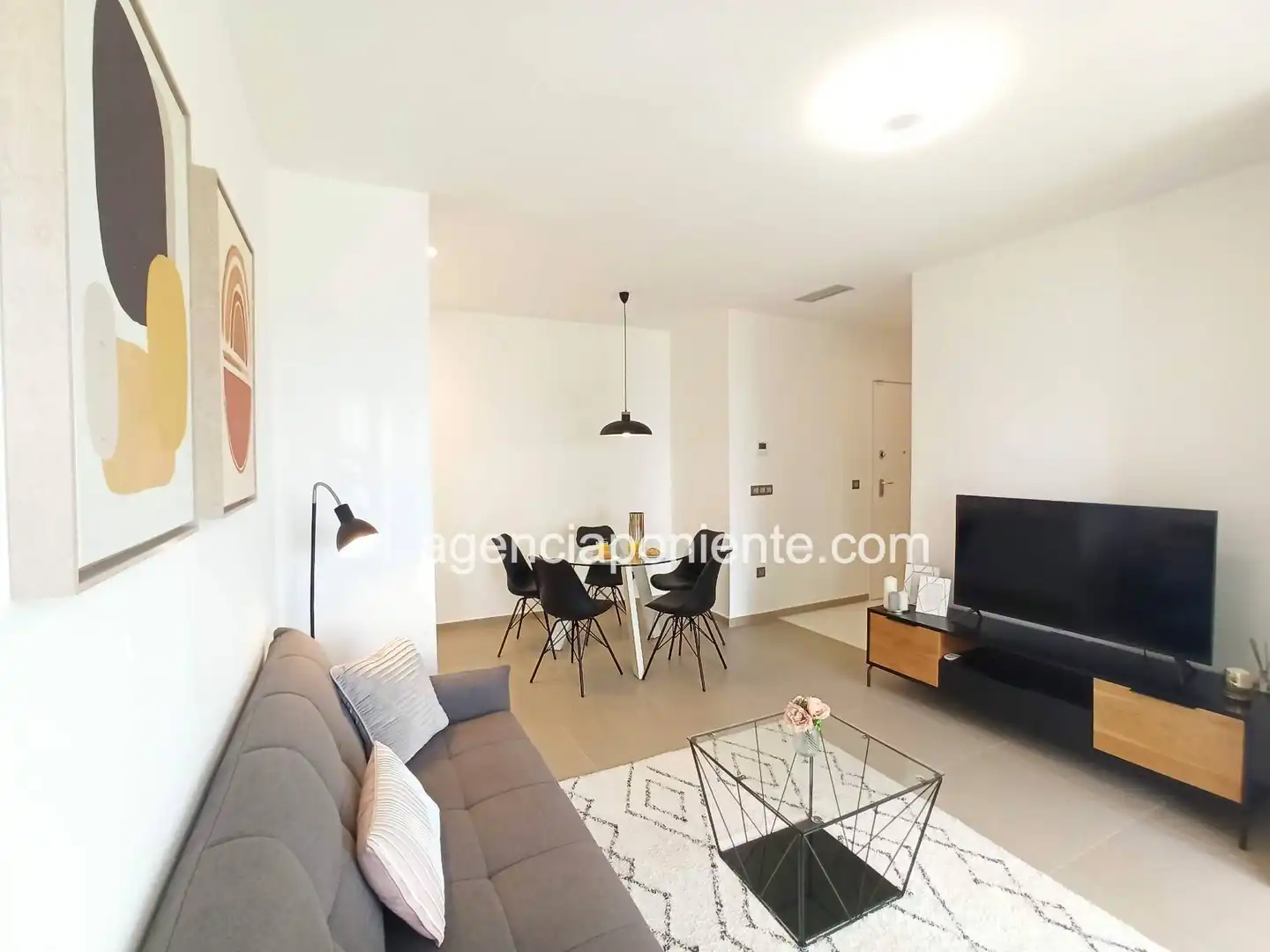 Apartament de lloguer a Avenida Mexico, Playa Poniente