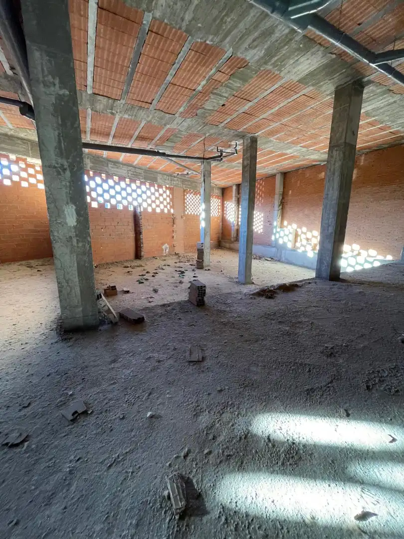 Commercial properties for sale in Parla