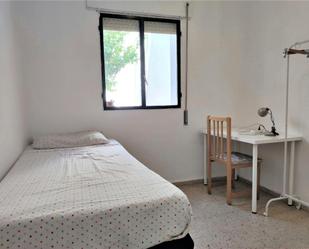 Flat to share in N/A, Triana Casco Antiguo