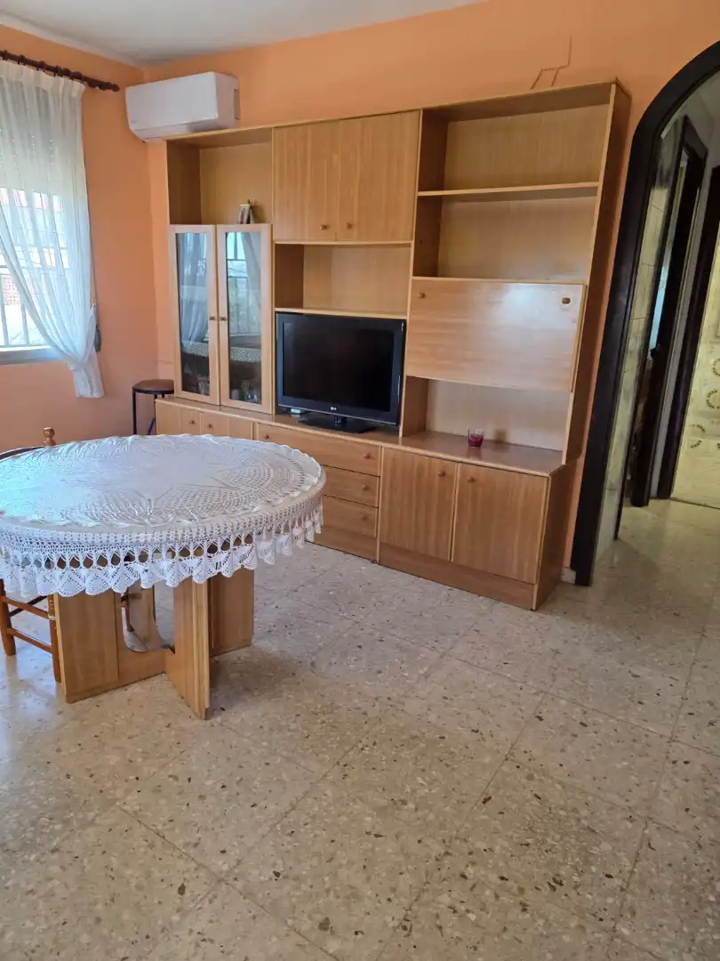 Sala d'estar de Casa o xalet en venda en Llíria amb Jardí privat, Terrassa i Piscina