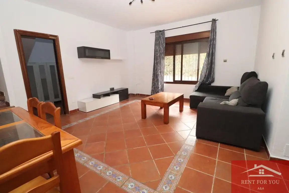 Wohnzimmer von Haus oder Chalet zur Miete in Coín mit Klimaanlage, Terrasse und Möbliert
