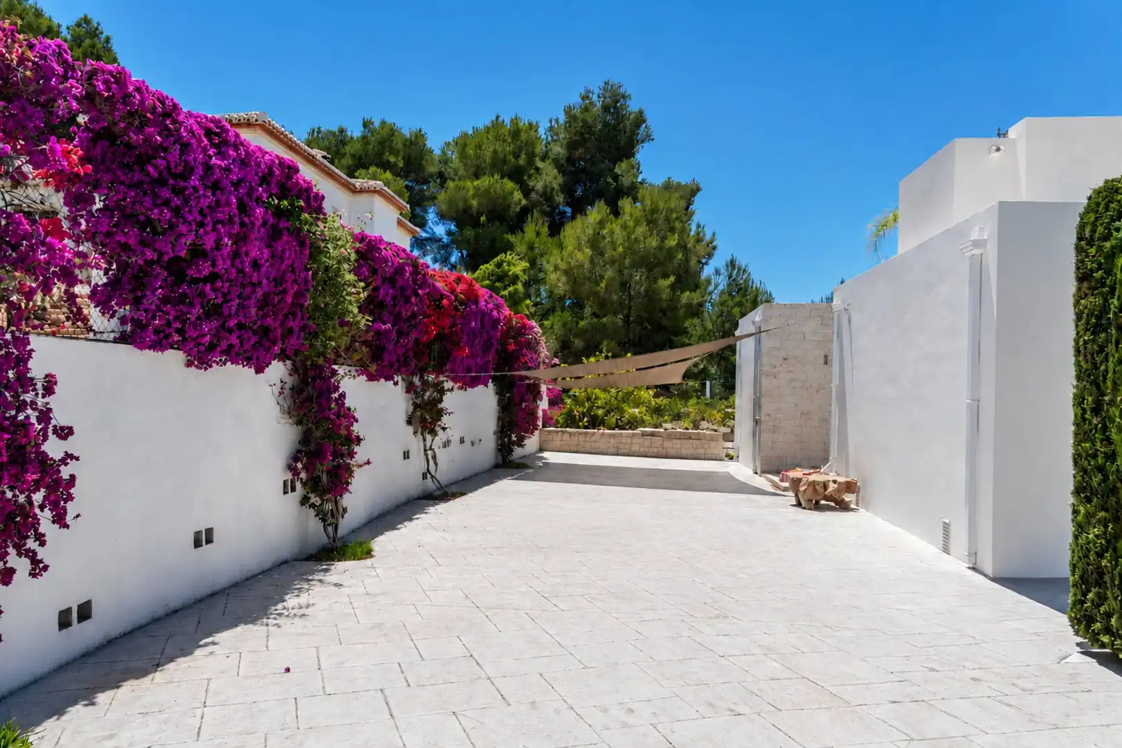 Vista exterior de Casa o xalet en venda en Jávea / Xàbia amb Aire condicionat, Calefacció i Jardí privat