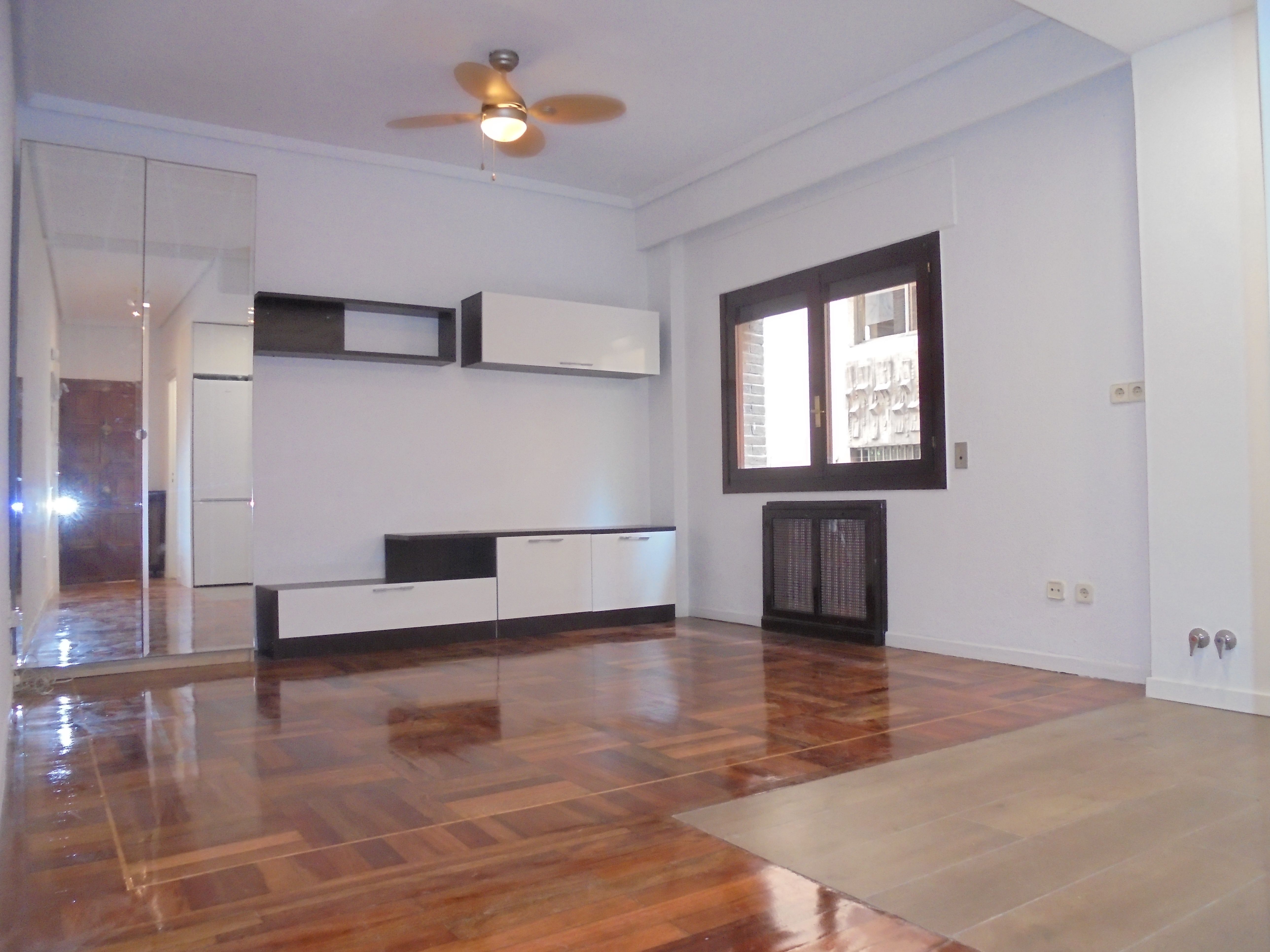 Pis de lloguer a Rafael Calvo , Almagro, Chamberí