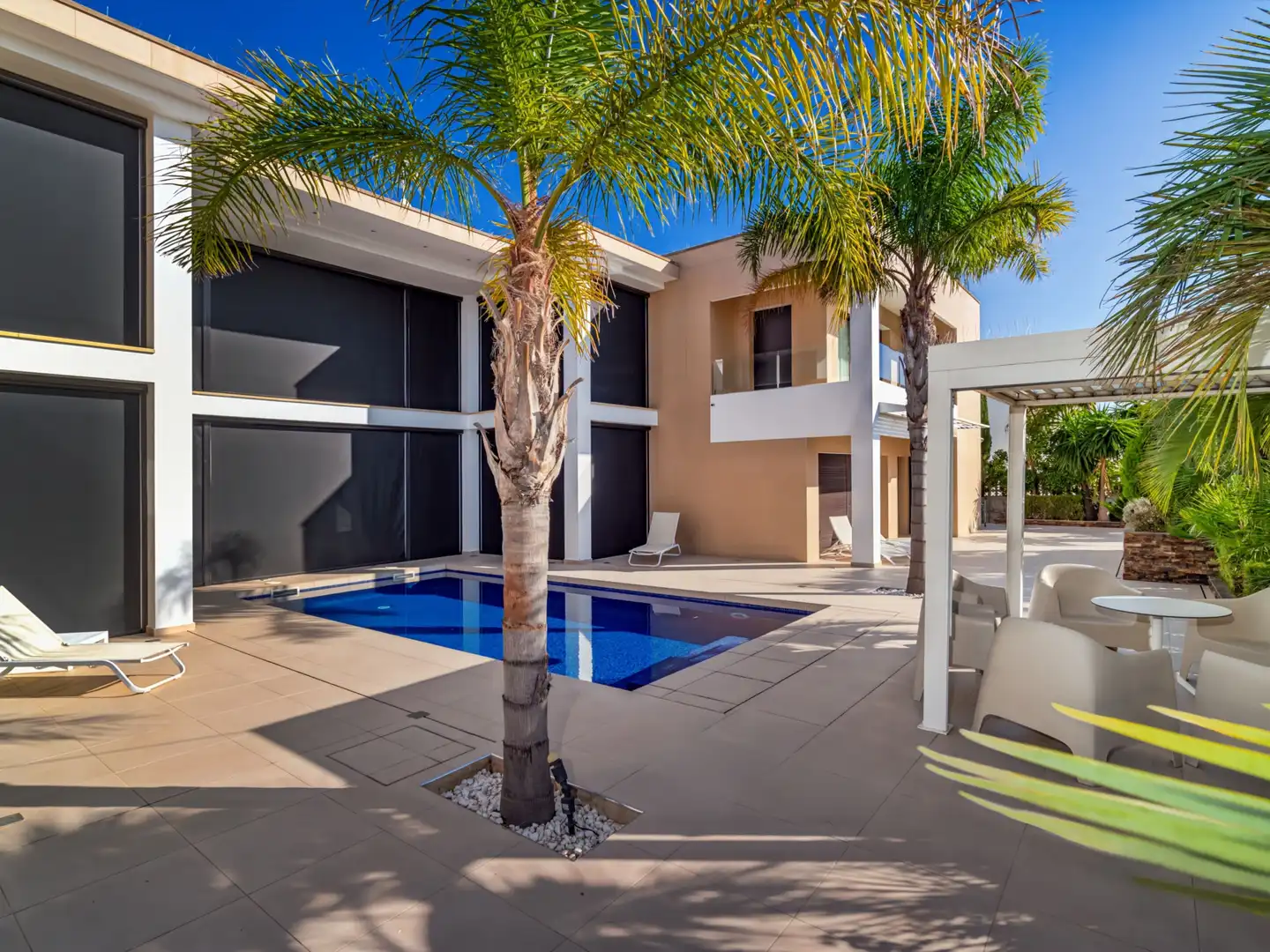 Casa con piscina en venta en N/A, imagen 47