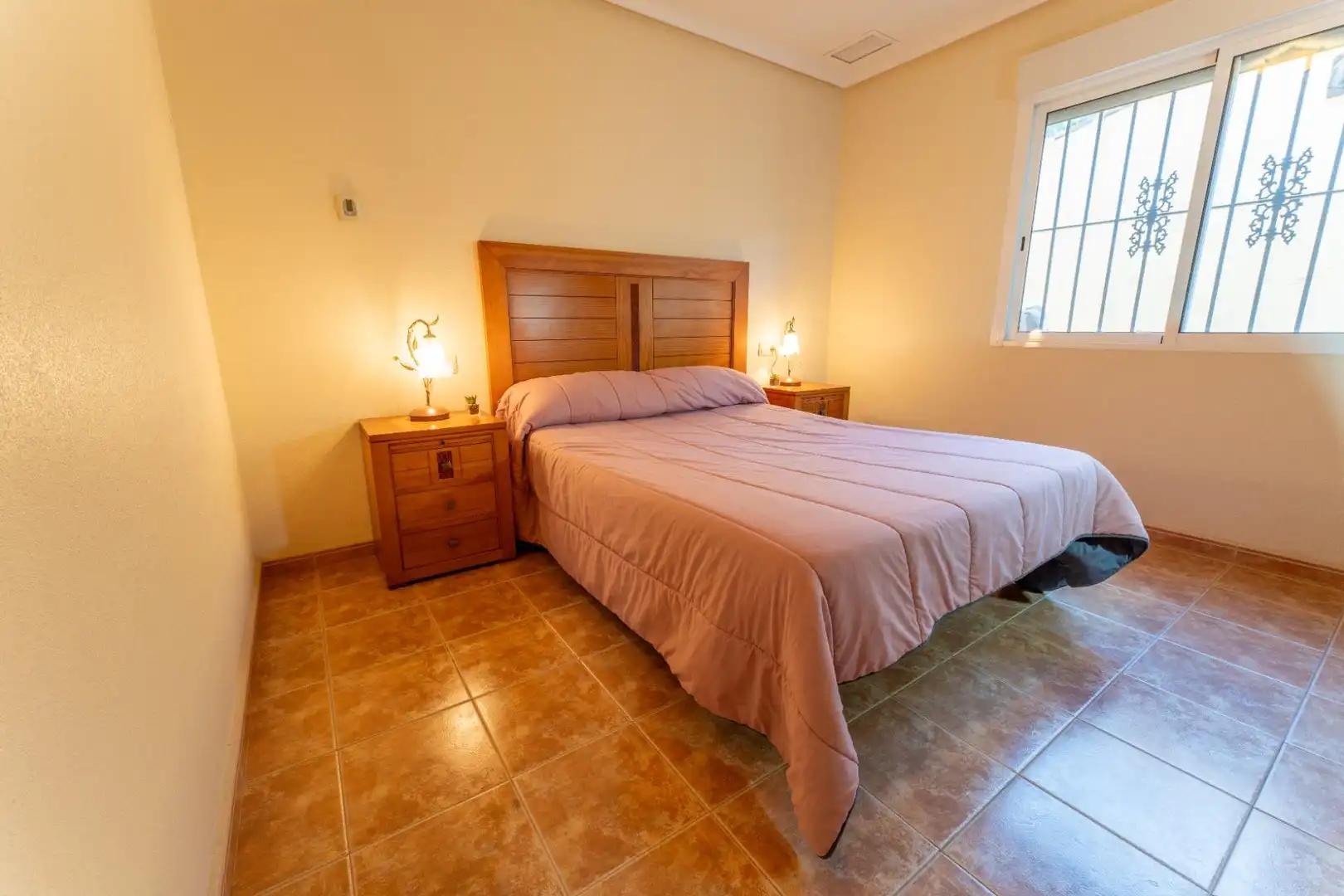 Habitación de Casa o chalet en venta en Elche / Elx con Aire acondicionado, Jardín privado y Terraza