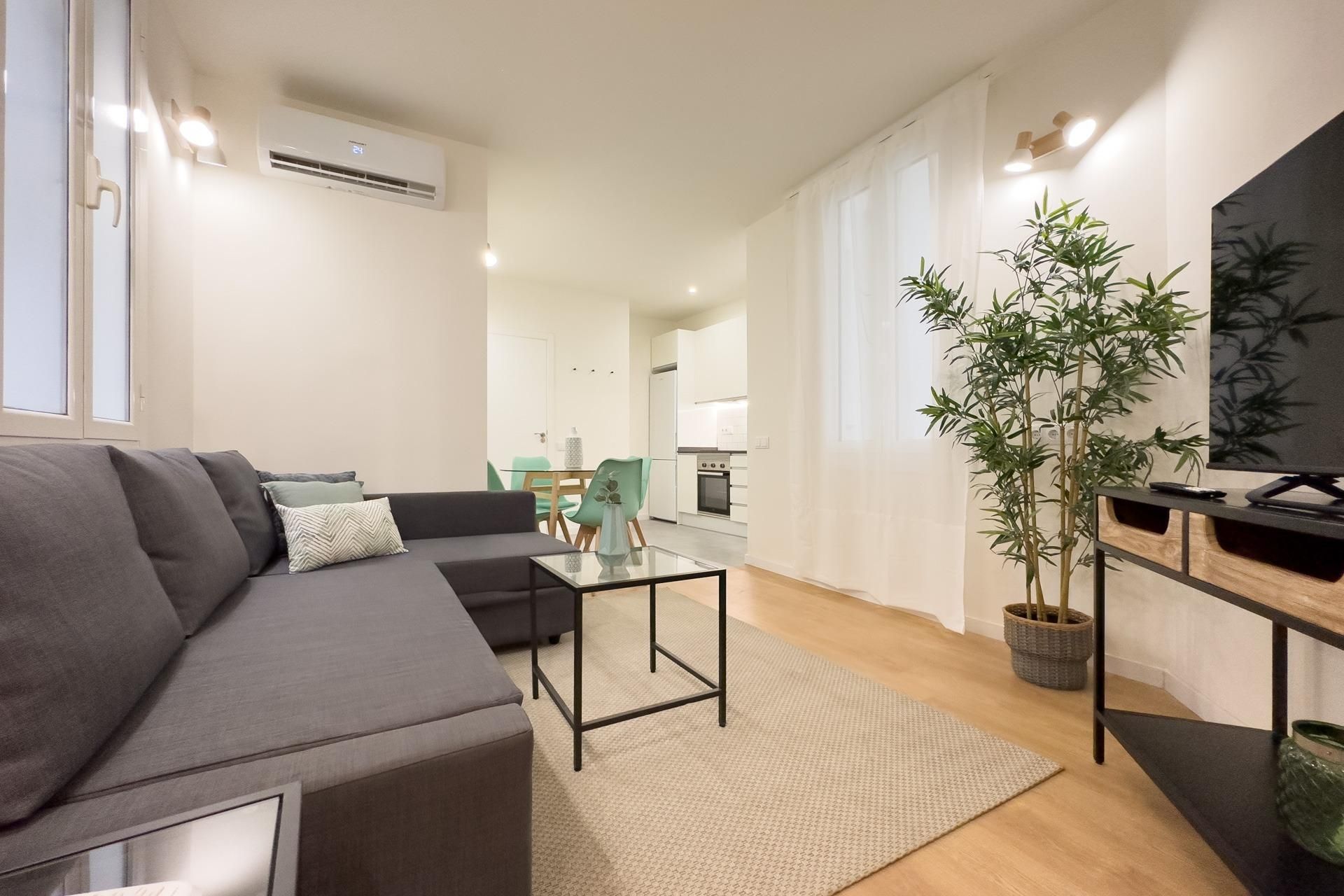 Apartament de lloguer a Carrer SANT ANTONI ABAT, El Raval, Ciutat Vella,  Barcelona Capital