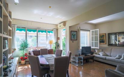Dining room of Flat for sale in  Barcelona Capital  with Air Conditioner, Heating and Terrace