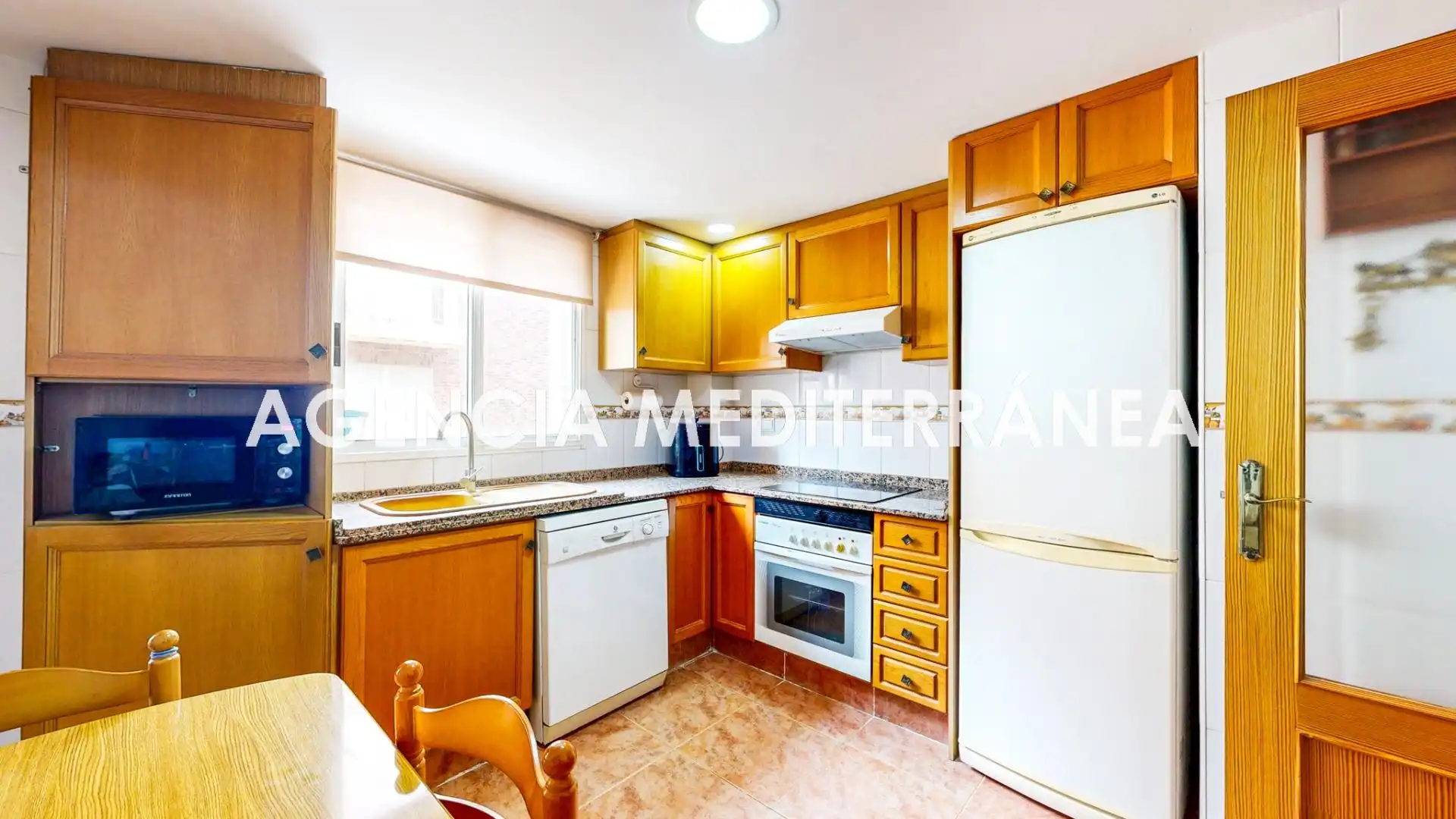 Kitchen of Flat for sale in Alfafar  with Air Conditioner