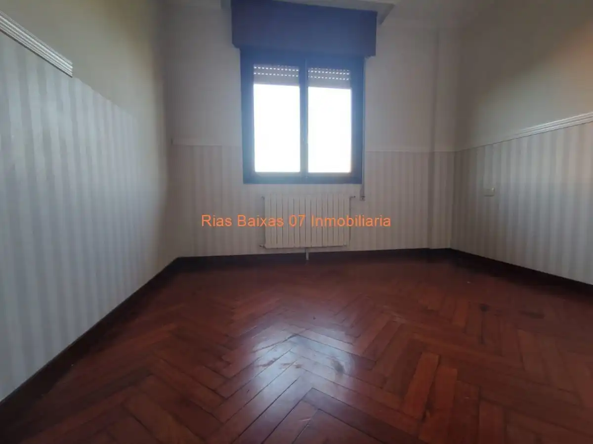 Casa o chalet en venta en Vigo  con Calefacción, Jardín privado y Parquet