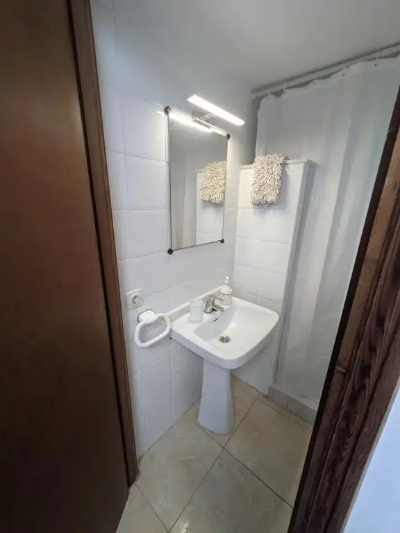 Badezimmer von Dachboden zur Miete in Can Picafort