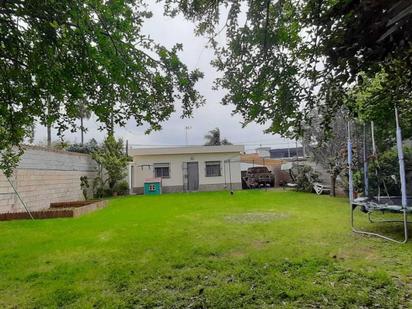 Garden of House or chalet for sale in Algeciras  with Air Conditioner