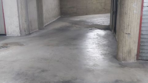 Foto 2 de Garaje de alquiler en Carrer de Josep Irla, 7, Veïnat, Salt