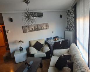 Living room of Flat to rent in  Albacete Capital  with Air Conditioner and Balcony