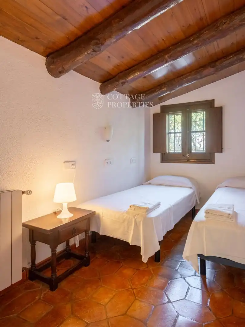 Bedroom of Country homes for sale in Capmany