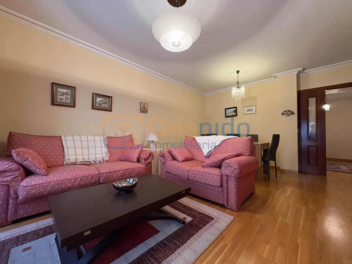 Sala de estar de Piso de alquiler en Segovia con Calefacción