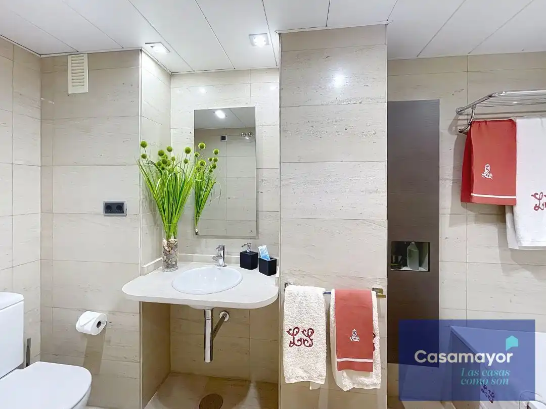 Bathroom of Attic for sale in Alicante / Alacant  with Air Conditioner, Heating and Terrace