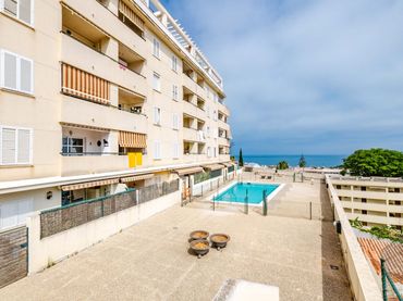 Appartamento con balcone in vendita a Calle Violín