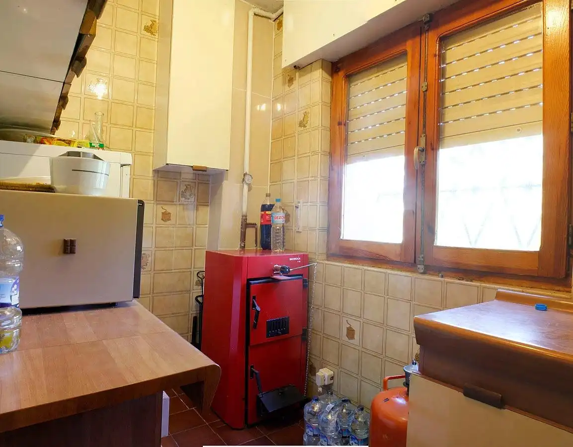 Cocina de Finca rústica en venta en Grijota con Calefacción, Trastero y Amueblado