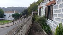 Vista exterior de Casa o xalet en venda en Teror amb Jardí privat