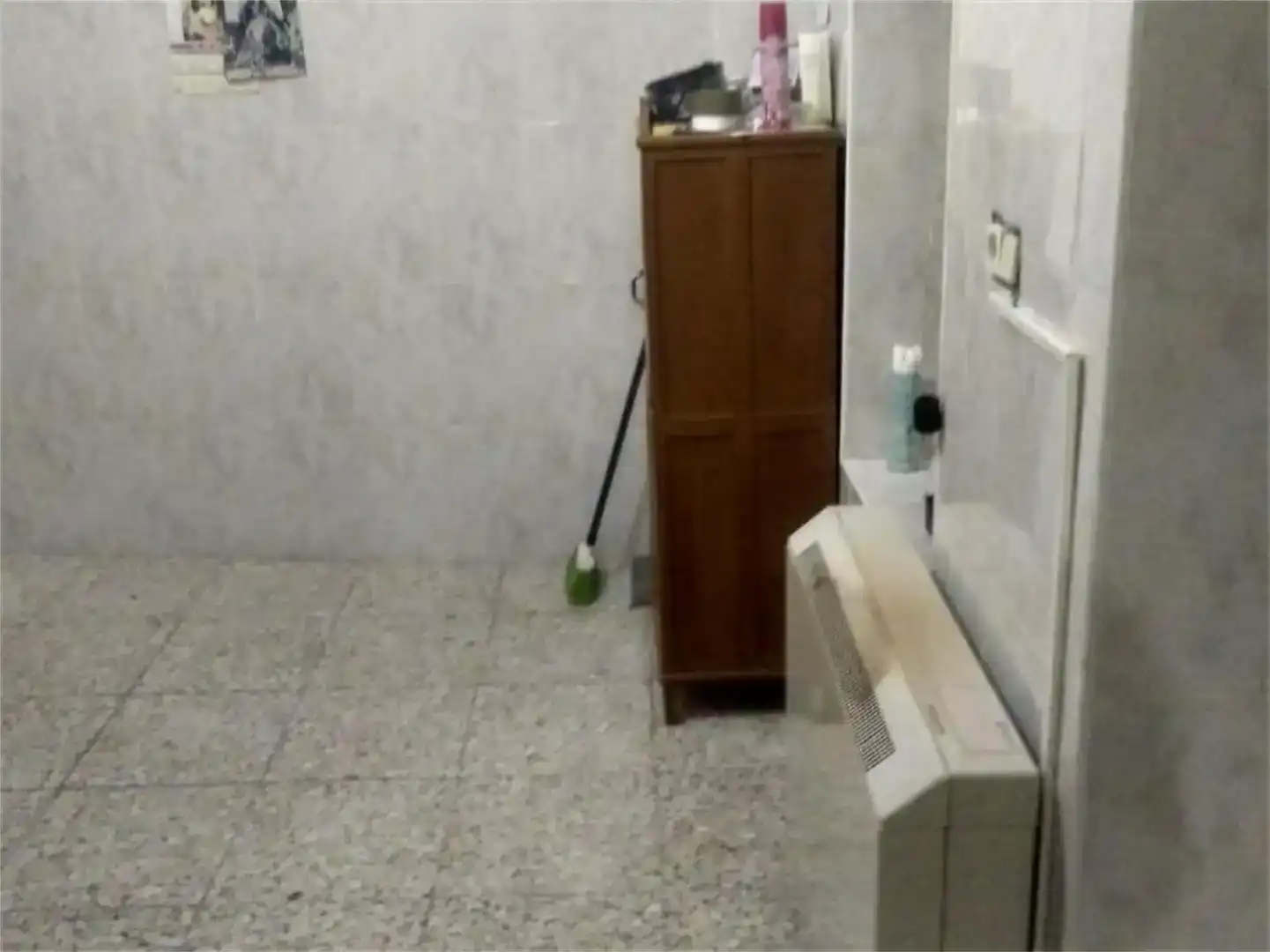 Bany de Casa adosada en venda en Hinojosas de Calatrava amb Aire condicionat