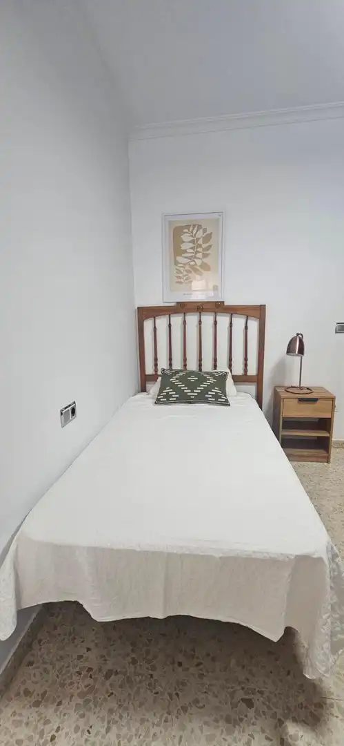 Schlafzimmer von Wohnung zur Miete in Dos Hermanas mit Klimaanlage, Terrasse und Möbliert
