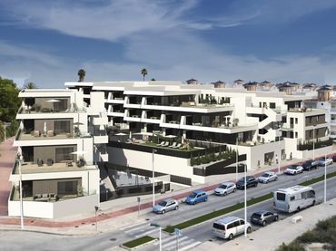 Appartement compact avec balcon à vendre à La Marina
