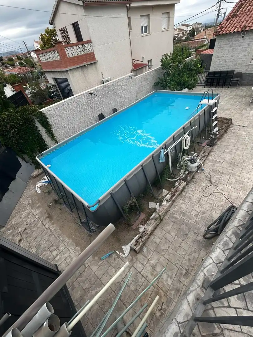 Piscina de Casa o chalet en venta en Esparreguera con Calefacción, Jardín privado y Terraza