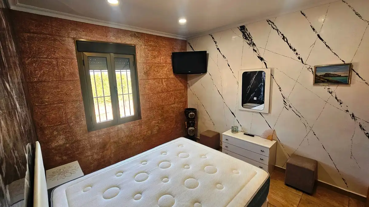 Dormitori de Casa o xalet en venda en Cumbres Mayores amb Aire condicionat, Jardí privat i Terrassa